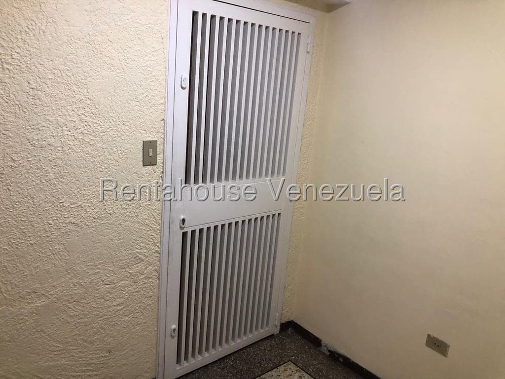 Foto 4 de Apartamento en Valles de Camoruco, Valencia