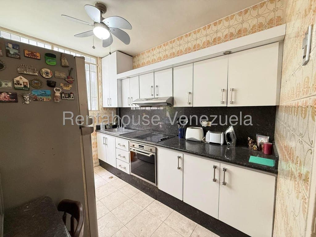 Foto 5 de Apartamento en Los Palos Grandes, Caracas