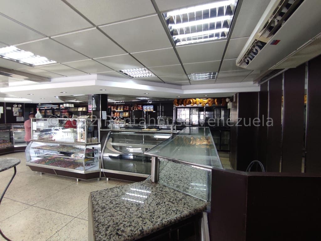 Foto 6 de Local comercial en Parque Valencia, Valencia