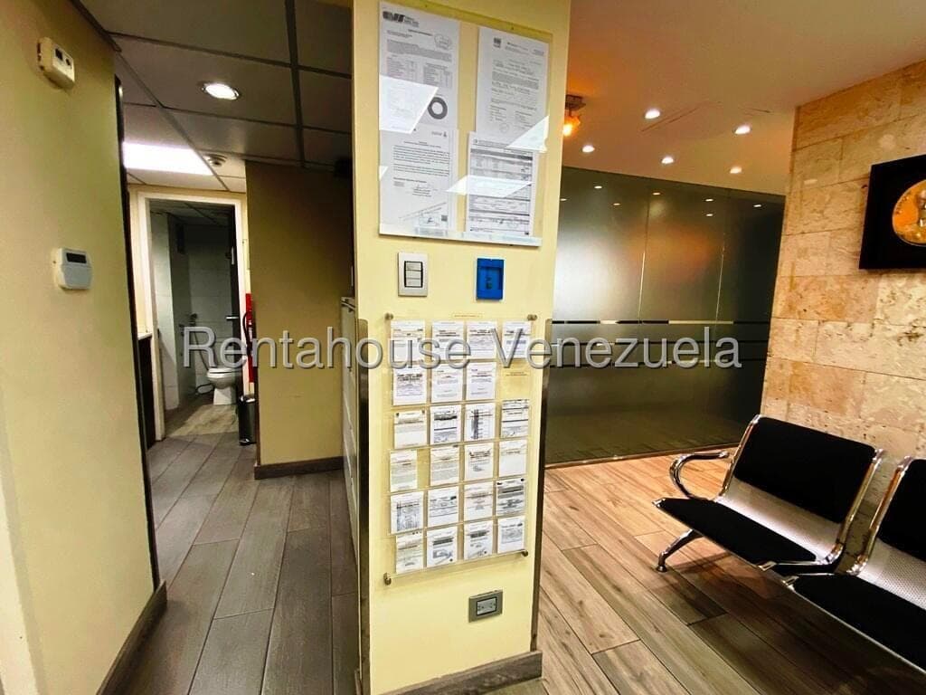 Foto 7 de Oficina en Santa Sofía, Caracas