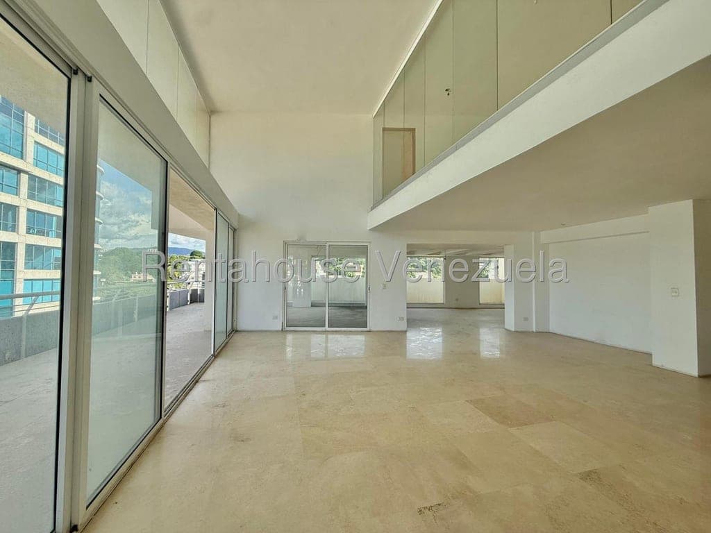 Foto 3 de Apartamento en Las Mercedes, Caracas