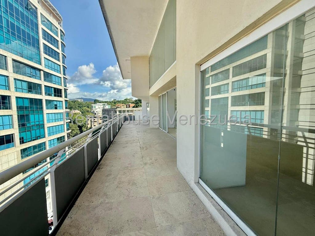 Foto 6 de Apartamento en Las Mercedes, Caracas