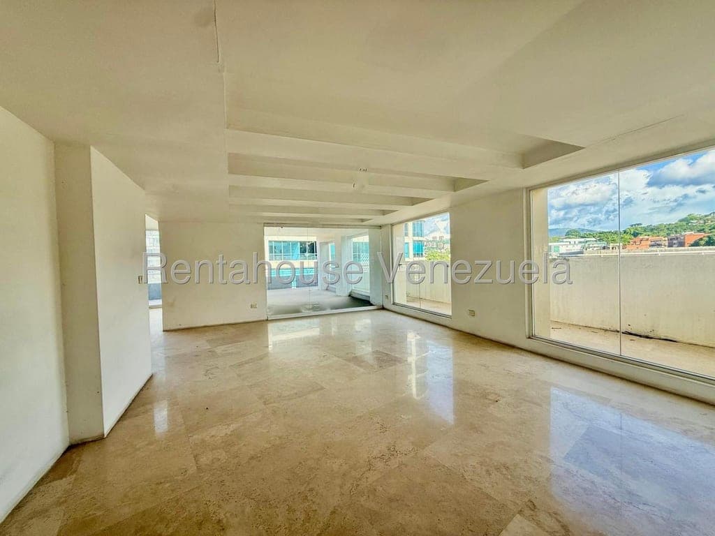 Foto 9 de Apartamento en Las Mercedes, Caracas