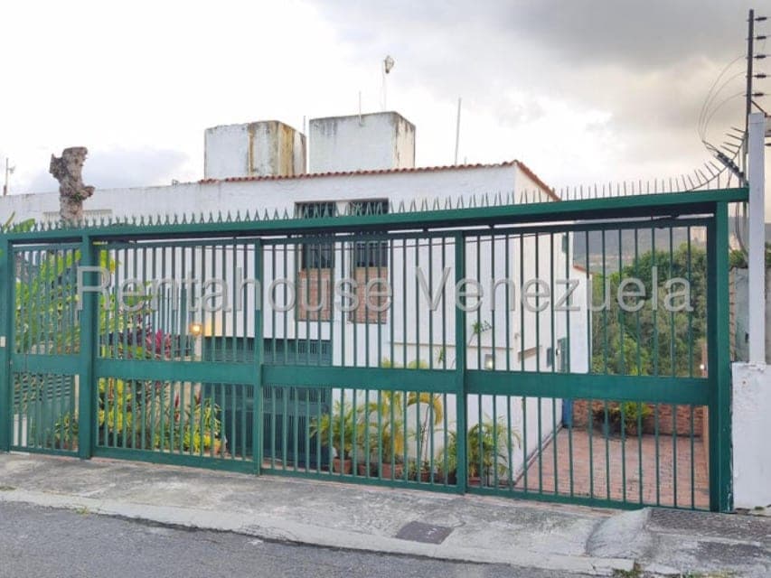Foto 2 de Casa en Lomas De La Trinidad, Caracas