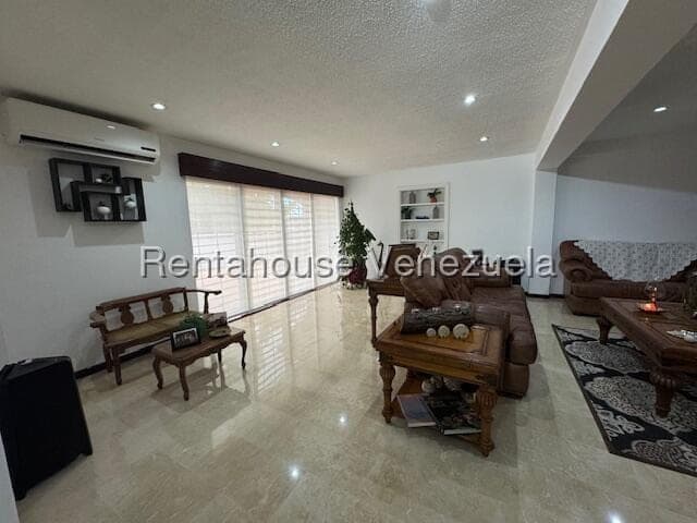 Foto 3 de Casa en La Lagunita Country Club, Caracas