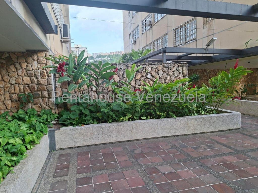 Foto 2 de Apartamento en Santa Fe Norte, Caracas
