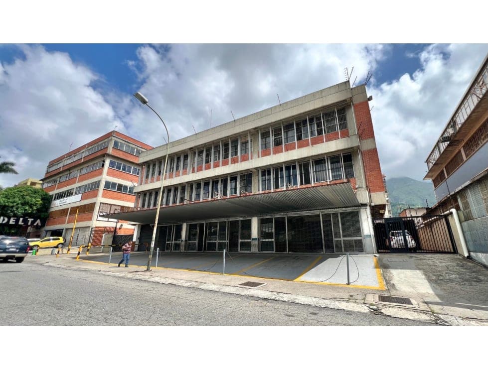 Edificio en La Urbina, Caracas