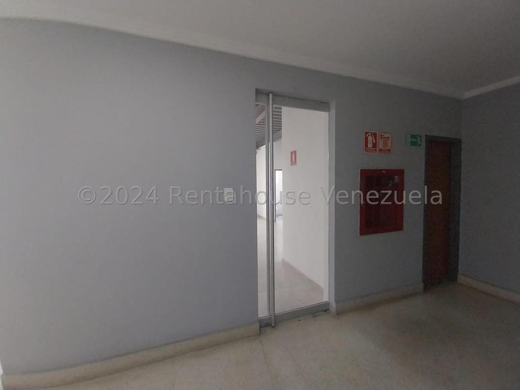 Foto 4 de Oficina en Zona Industrial, Valencia