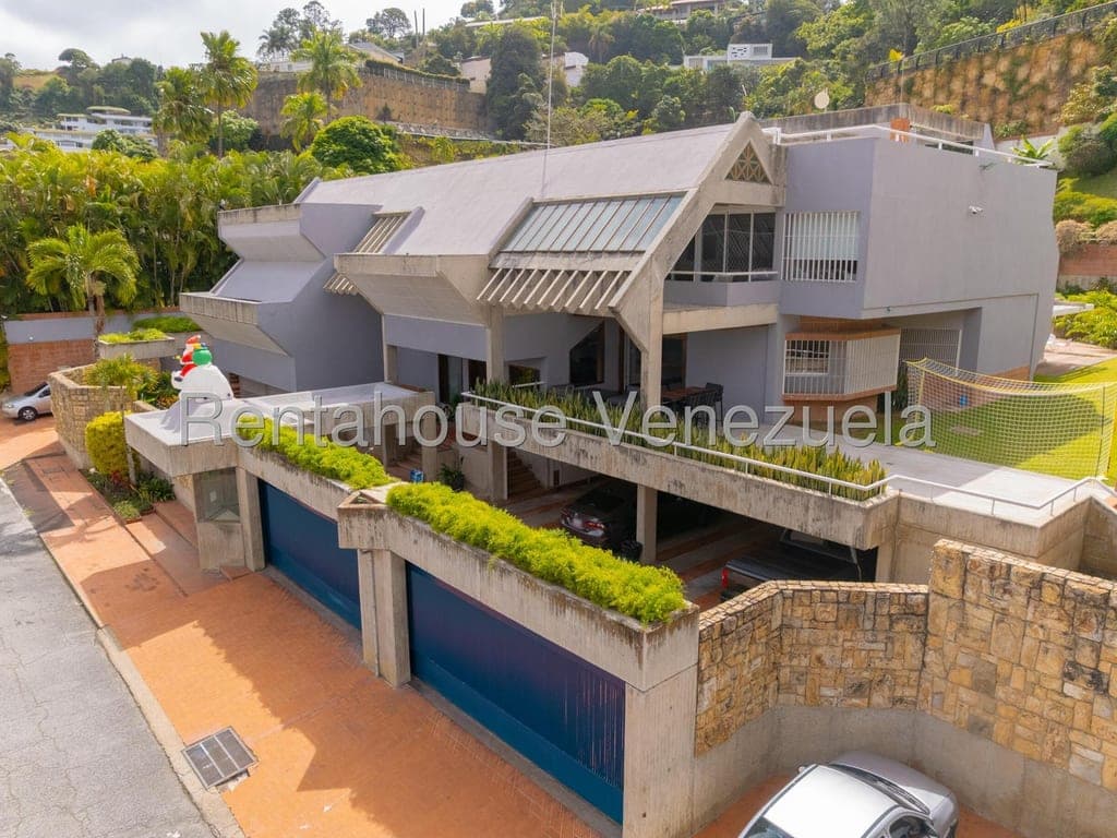 Foto 2 de Casa en Cerro Verde, Caracas