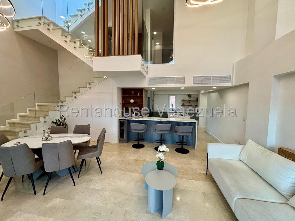 Foto 7 de Apartamento en El Rosal, Caracas