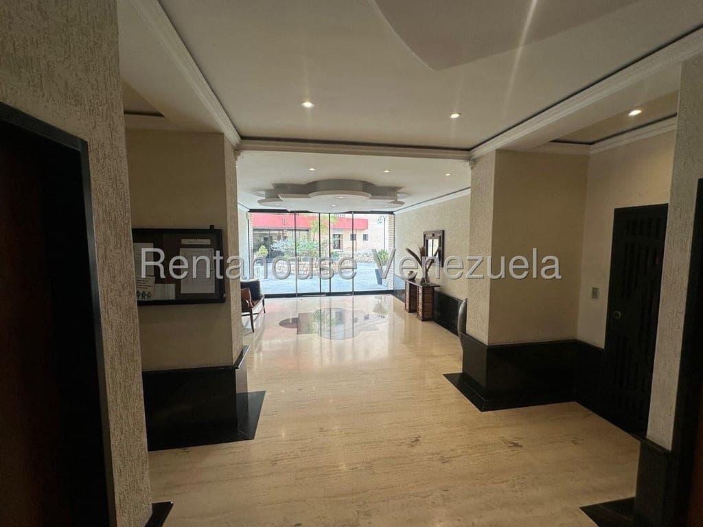 Foto 2 de Apartamento en El Parral, Valencia