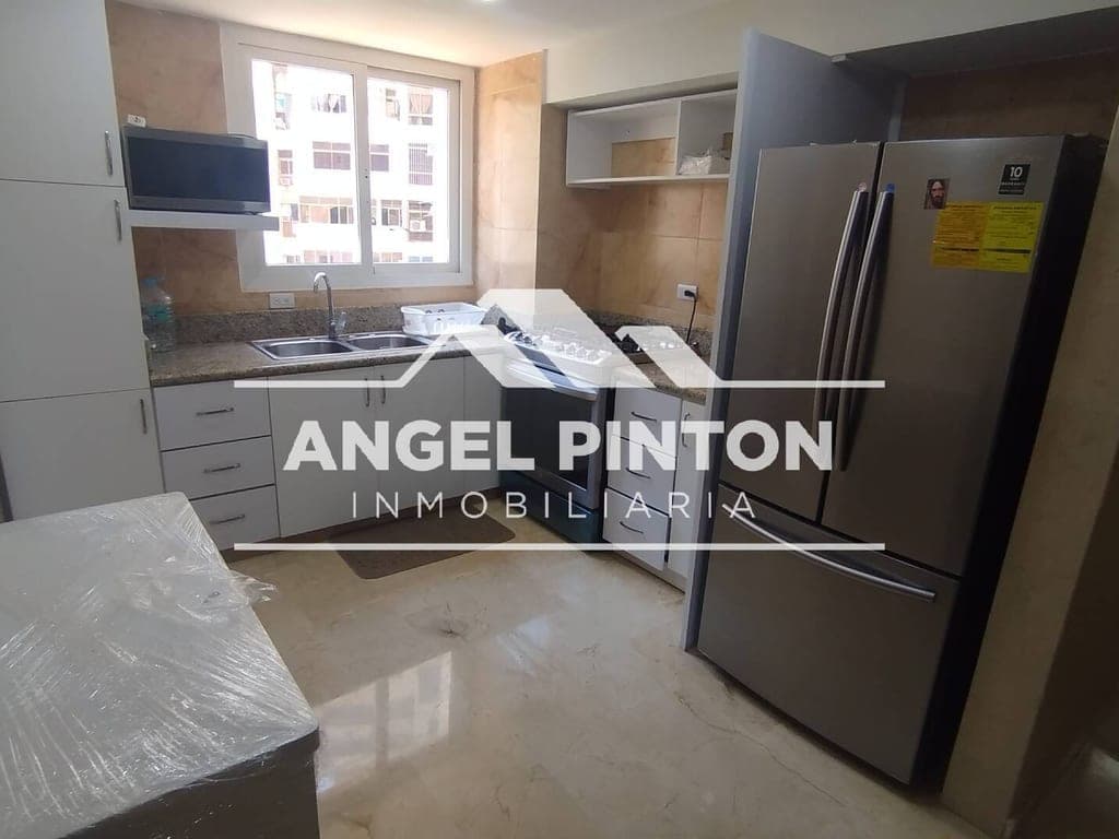 Foto 9 de Apartamento en Avenida El Milagro, Maracaibo