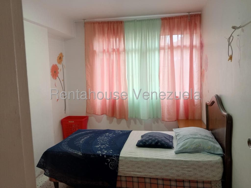 Foto 11 de Apartamento en El Marqués, Caracas
