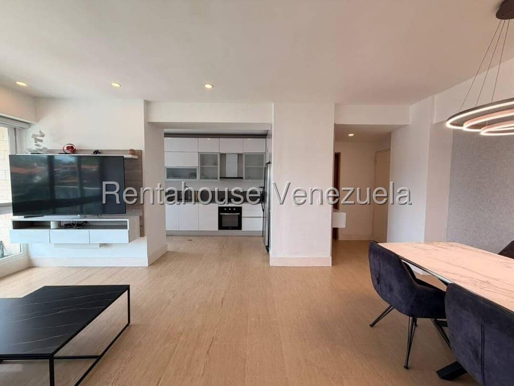 Foto 6 de Apartamento en Lomas de Las Mercedes, Caracas