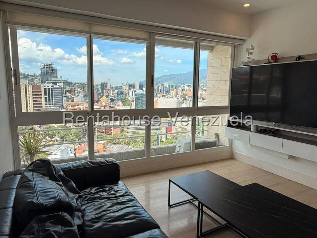 Foto 12 de Apartamento en Lomas de Las Mercedes, Caracas