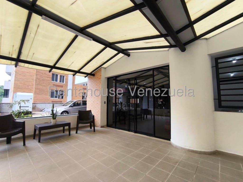 Foto 2 de Apartamento en El Parral, Valencia