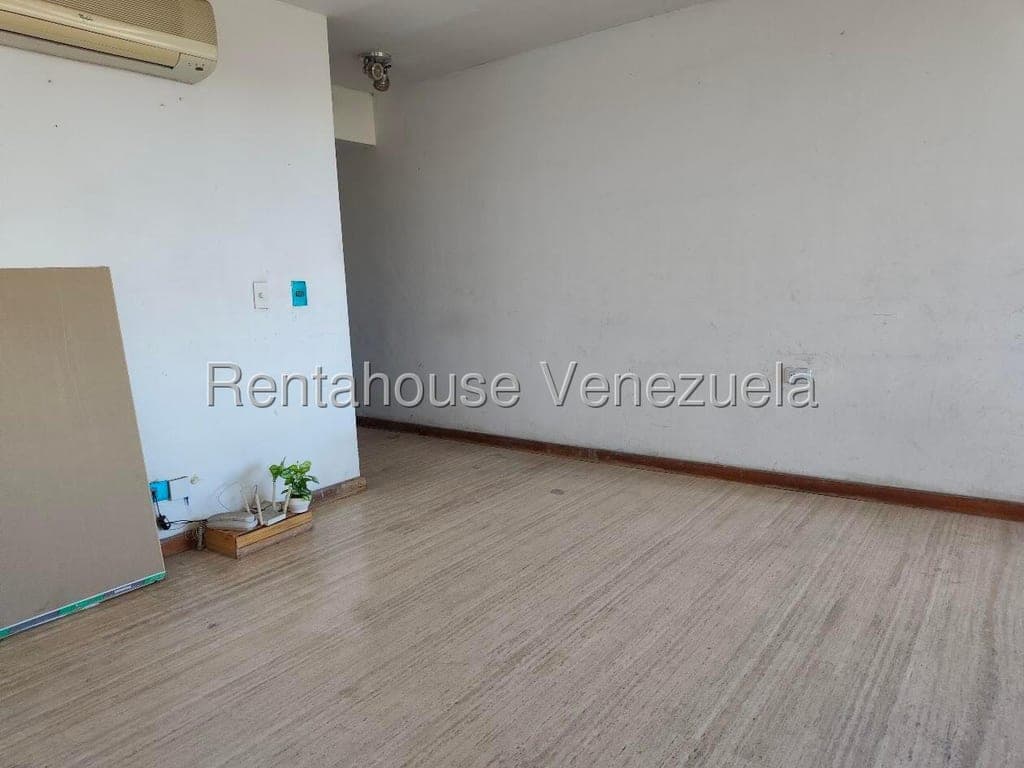 Foto 10 de Apartamento en El Rosal, Caracas