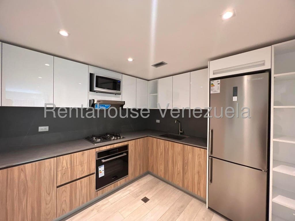 Foto 6 de Apartamento en Campo Alegre, Caracas