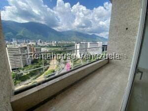 Foto 3 de Apartamento en Lomas de Las Mercedes, Caracas