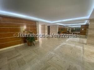 Foto 6 de Apartamento en Lomas de Las Mercedes, Caracas