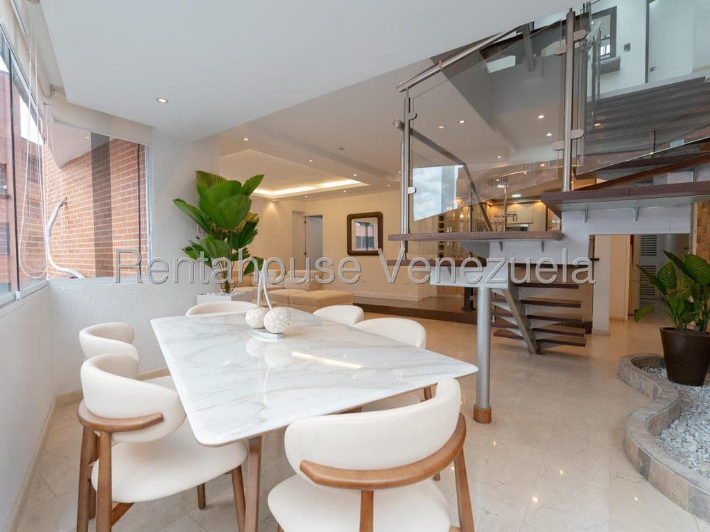 Foto 4 de Apartamento en Campo Alegre, Caracas