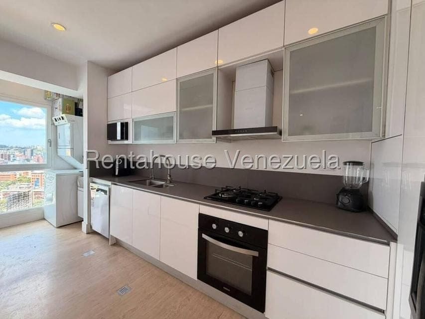 Foto 11 de Apartamento en Lomas de Las Mercedes, Caracas