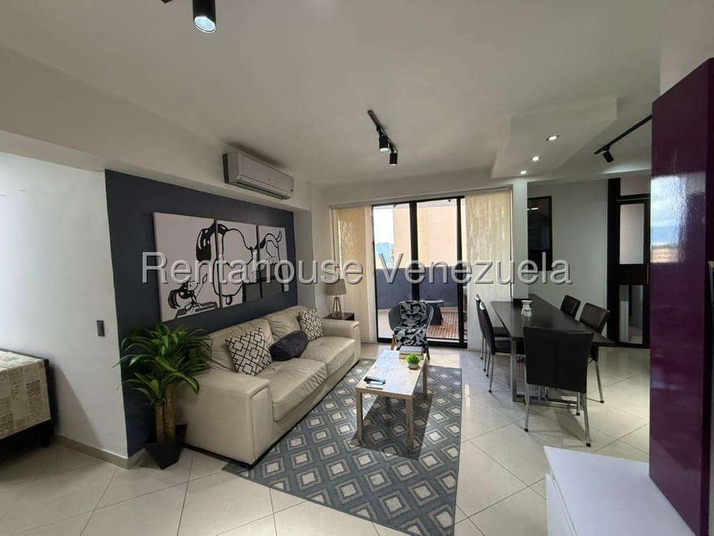 Foto 2 de Apartamento en El Parral, Valencia