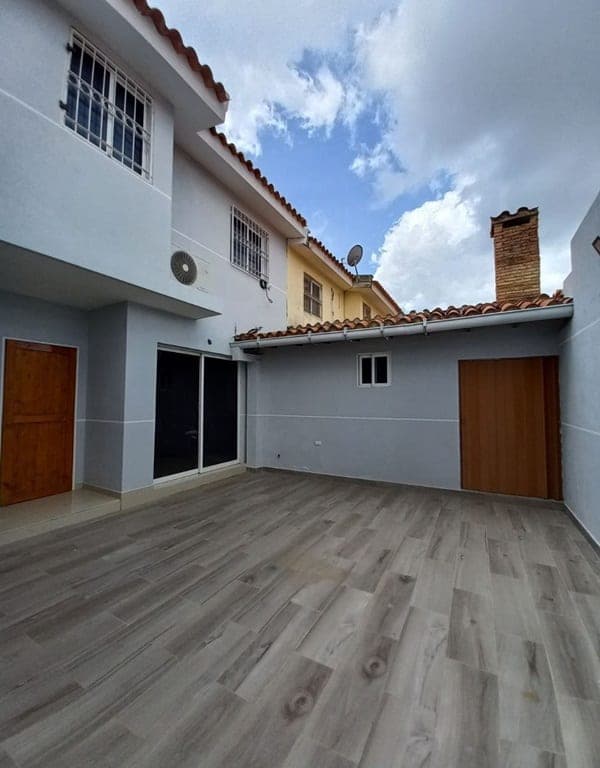 Foto 9 de Casa en Villas El Morro, Barquisimeto