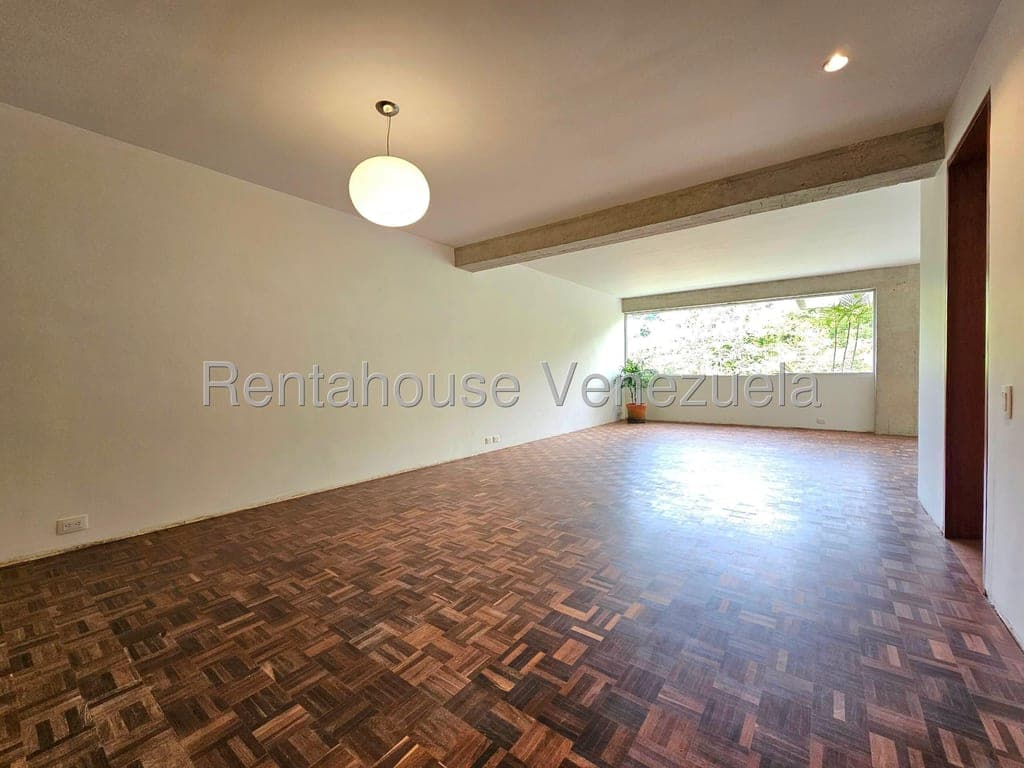Foto 2 de Apartamento en San Román, Caracas