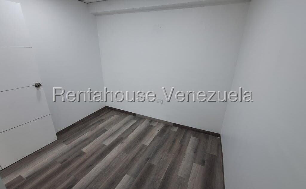 Foto 5 de Oficina en Sabana Grande, Caracas