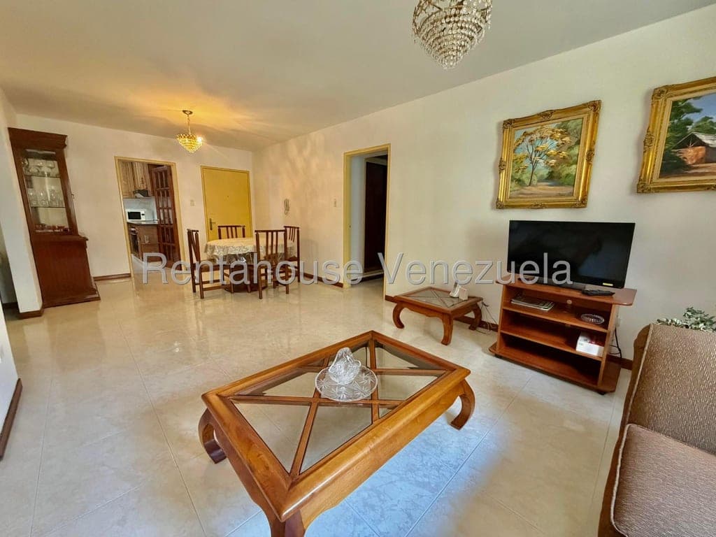 Foto 7 de Apartamento en Los Palos Grandes, Caracas