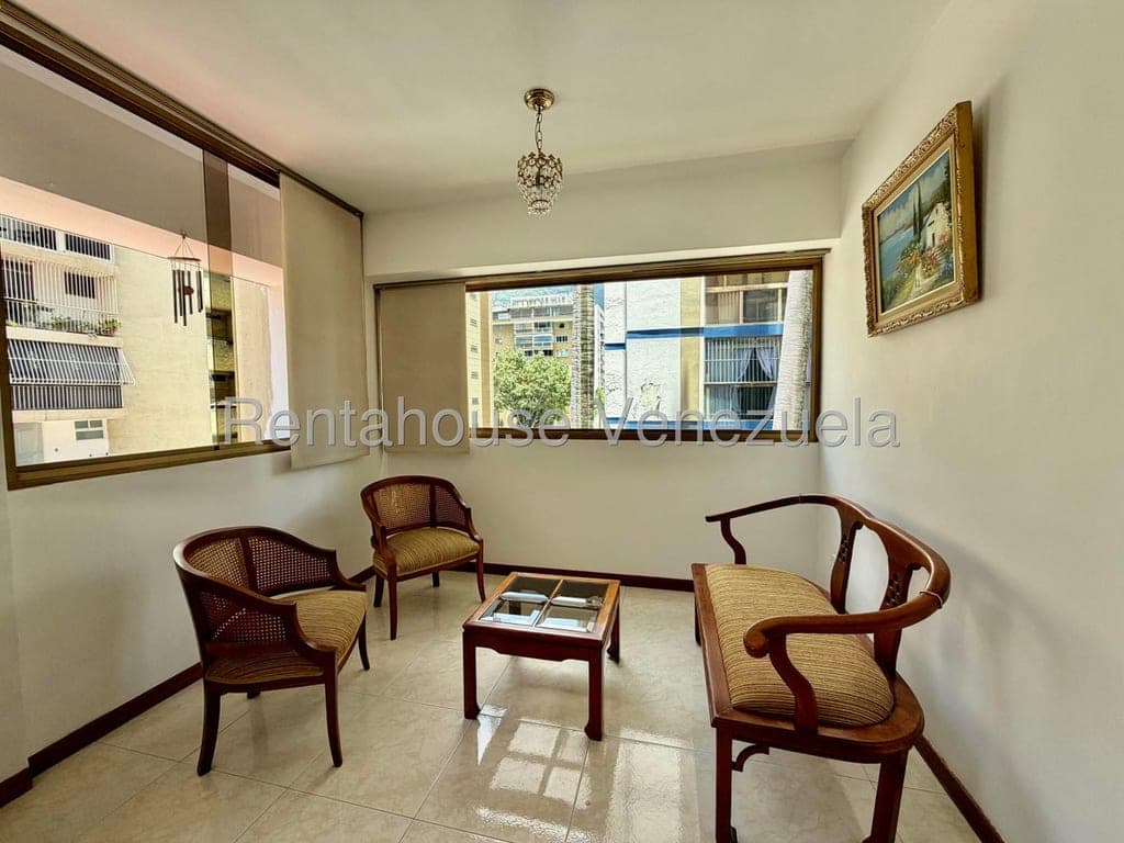 Foto 8 de Apartamento en Los Palos Grandes, Caracas