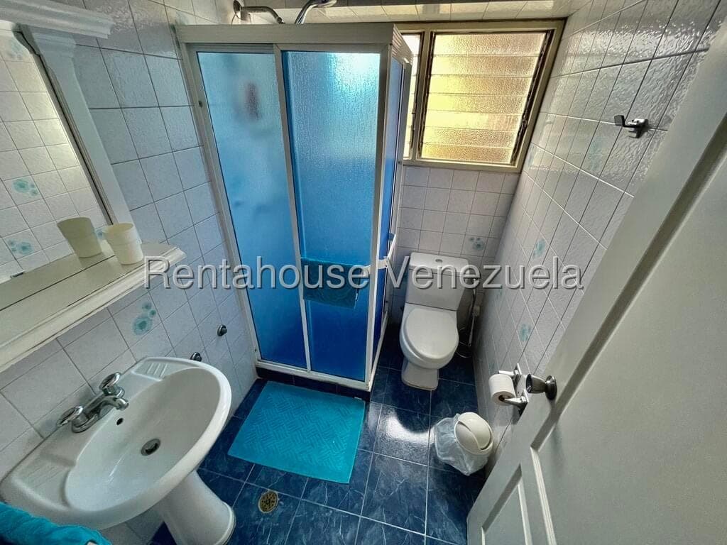 Foto 11 de Apartamento en Los Palos Grandes, Caracas