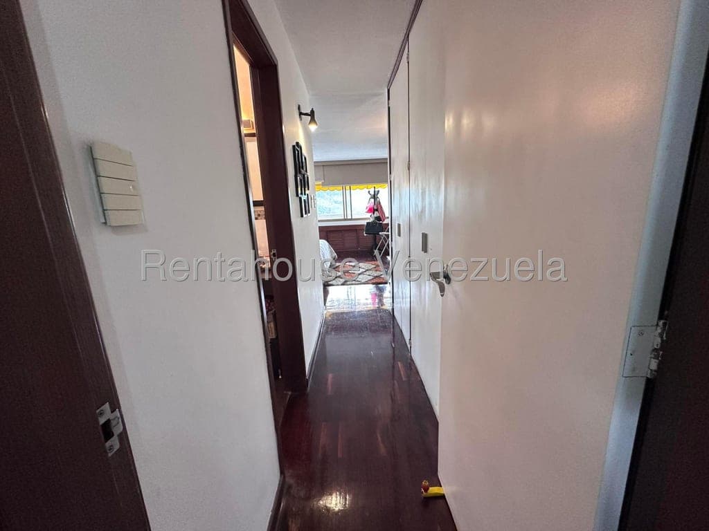 Foto 11 de Apartamento en Los Samanes, Caracas