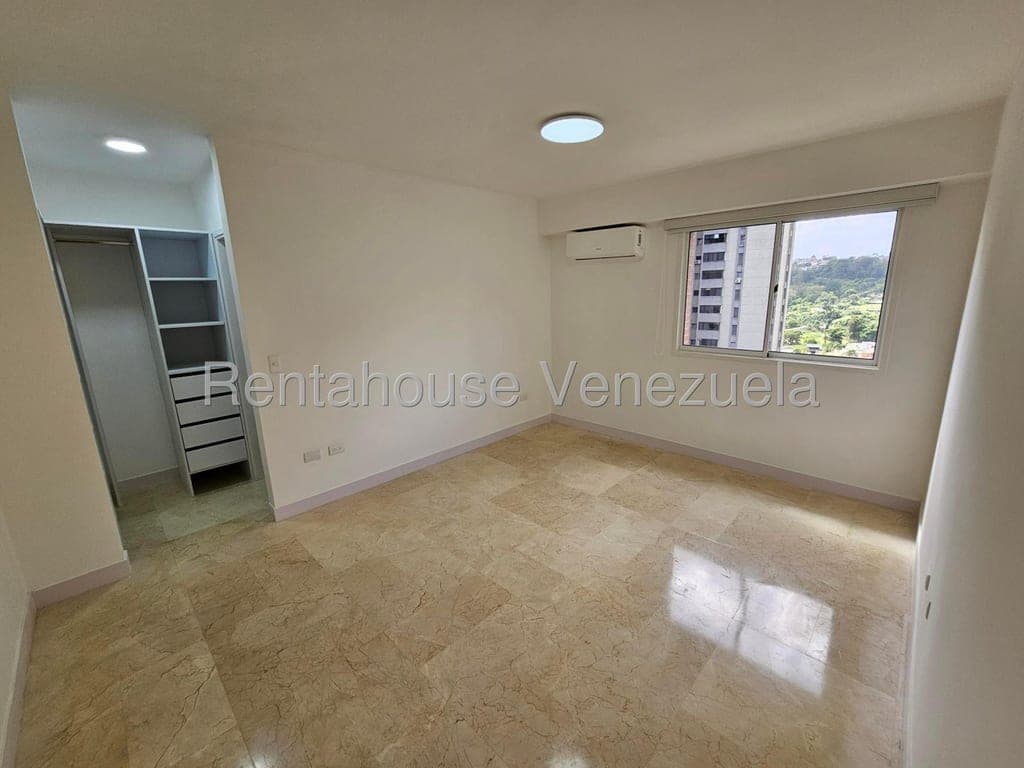 Foto 12 de Apartamento en La Boyera, Caracas