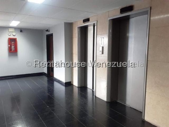 Foto 3 de Oficina en La Castellana, Caracas