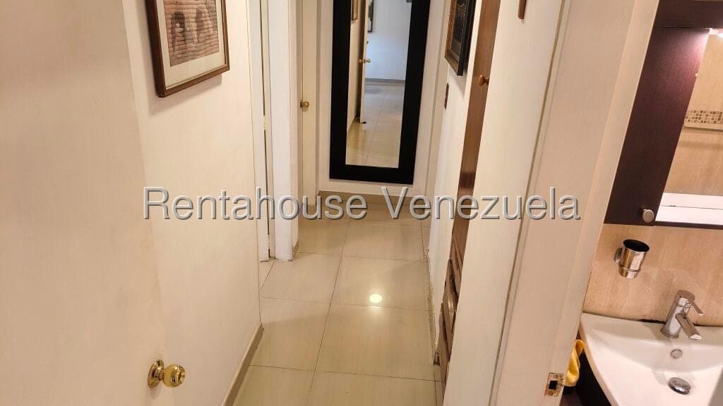 Foto 10 de Apartamento en La Urbina, Caracas