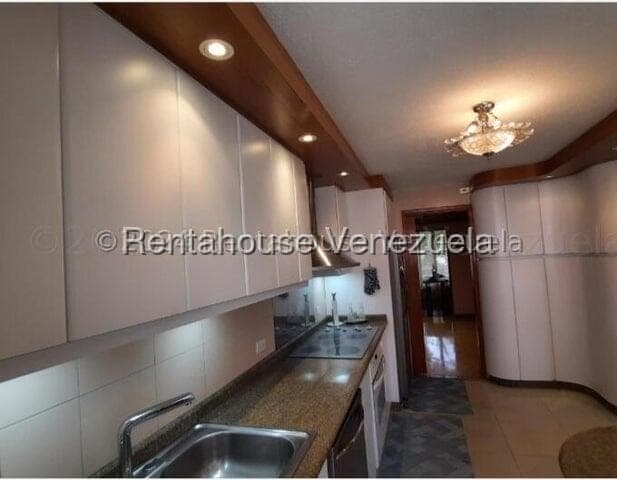 Foto 8 de Apartamento en El Rosal, Caracas