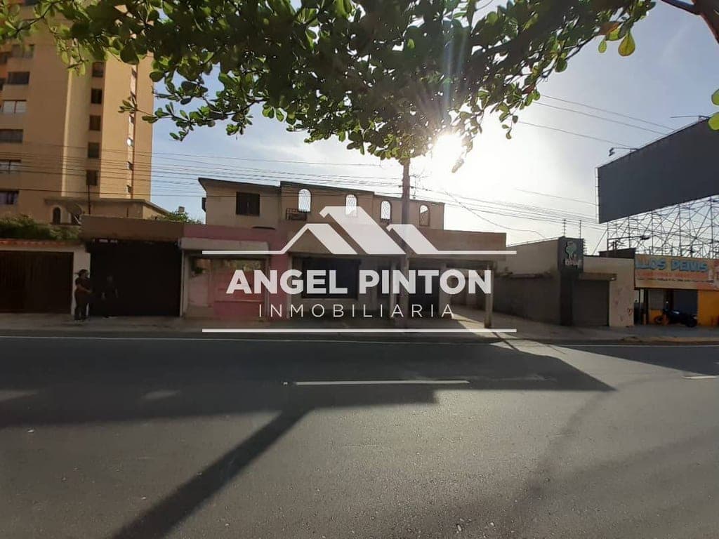 Local comercial en Avenida El Milagro, Maracaibo