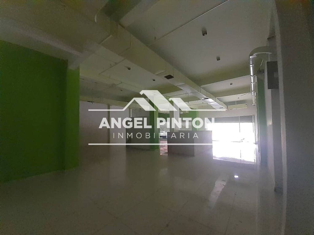 Foto 6 de Local comercial en Avenida El Milagro, Maracaibo