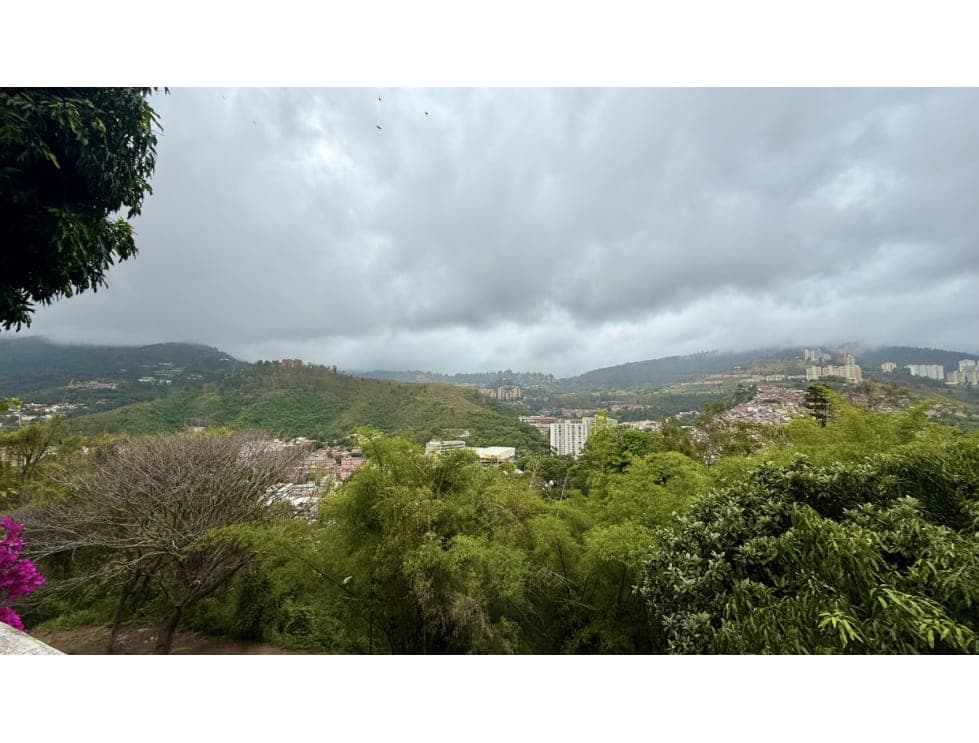 Foto 11 de Casa en Lomas De La Trinidad, Caracas