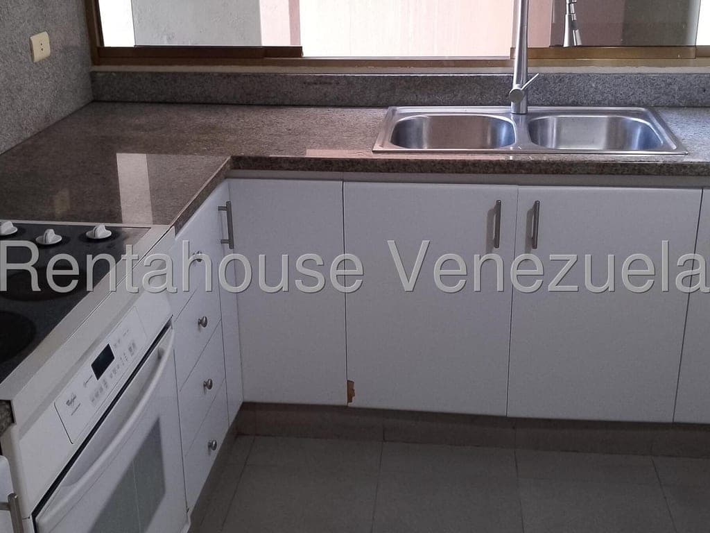 Foto 3 de Apartamento en La Urbina, Caracas