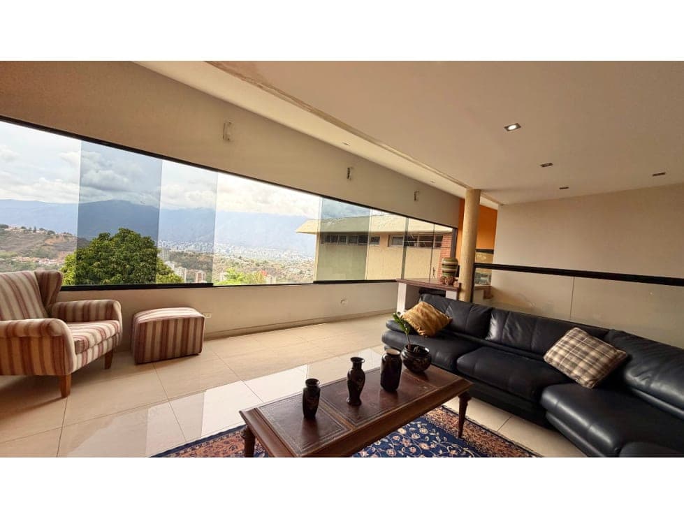 Foto 2 de Casa en Cerro Verde, Caracas