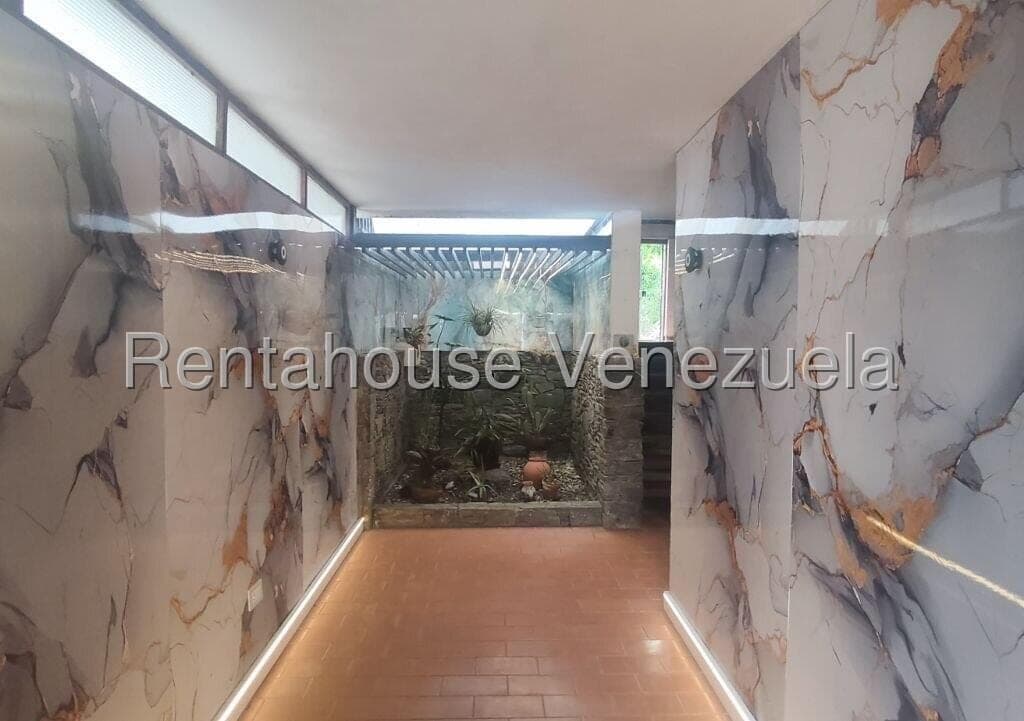 Foto 2 de Casa en El Marqués, Caracas