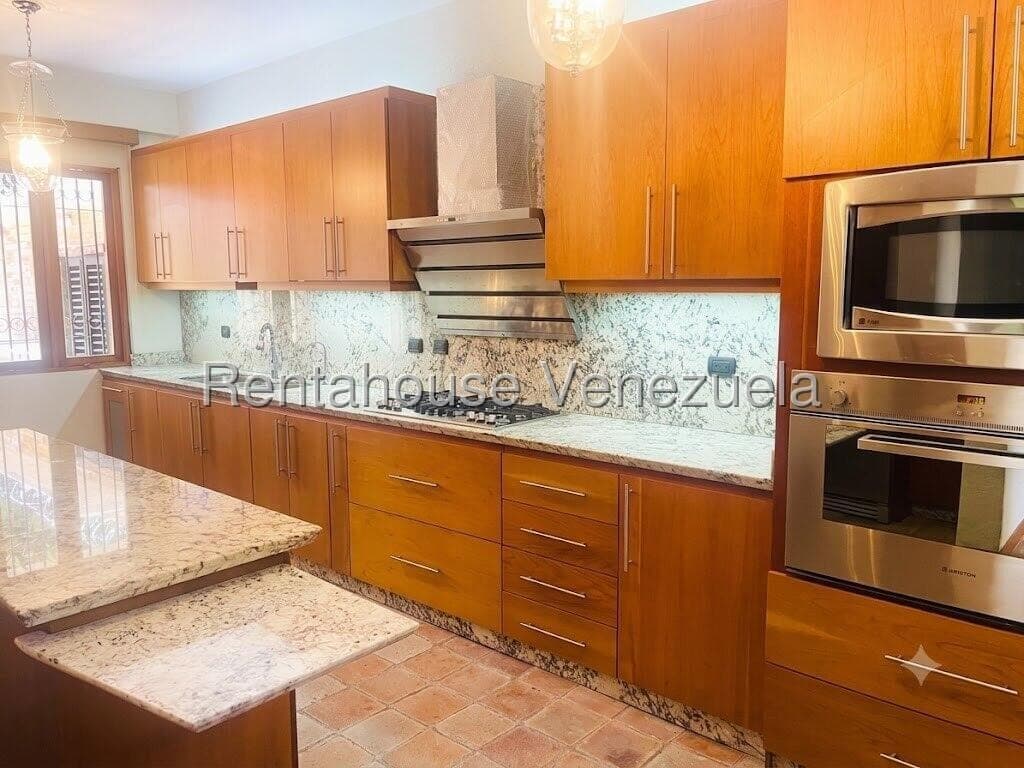 Foto 2 de Casa en La Floresta, Caracas
