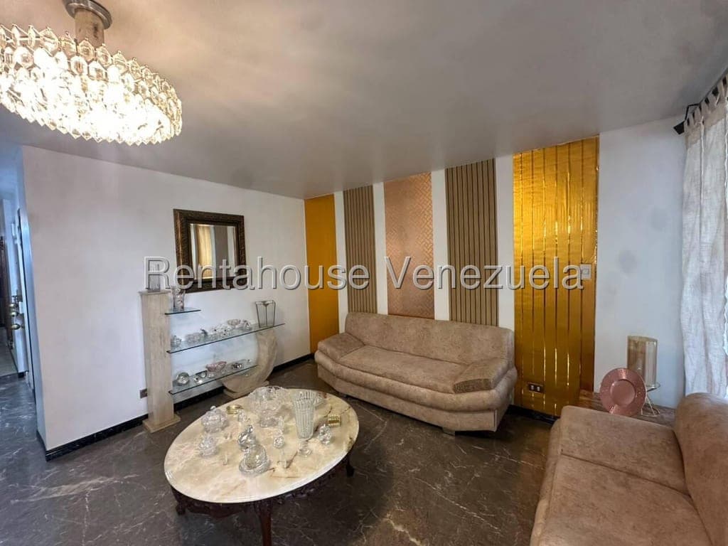 Foto 4 de Apartamento en San Bernardino, Caracas